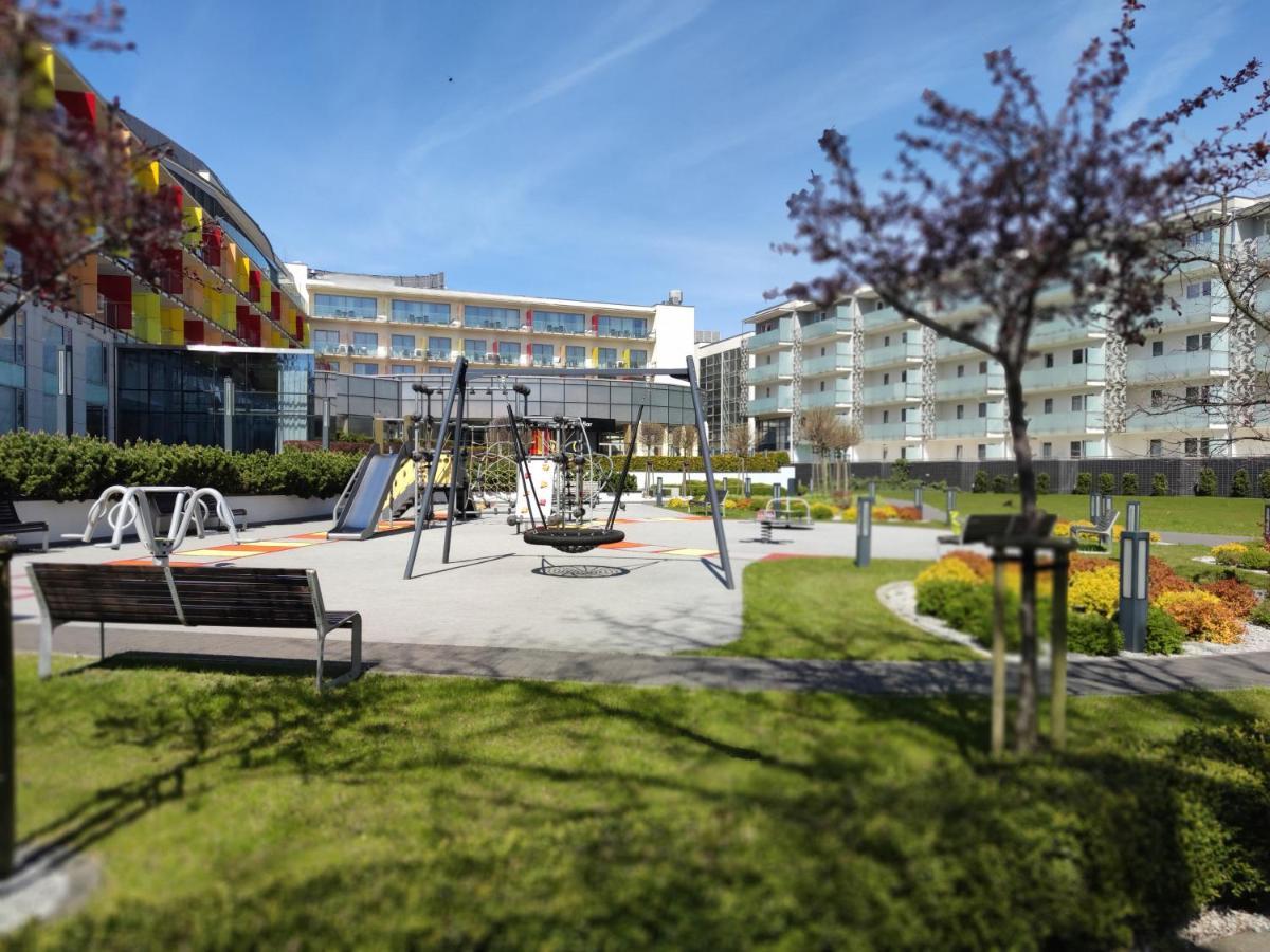 Apartament Przy Hotelu Aquarius Kolobrzeg Dış mekan fotoğraf